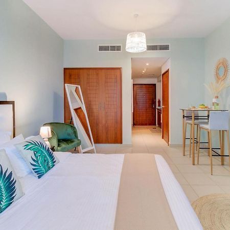 Durrani Homes - Luxurious Studio Near Dubai Mall With Pool View Екстер'єр фото
