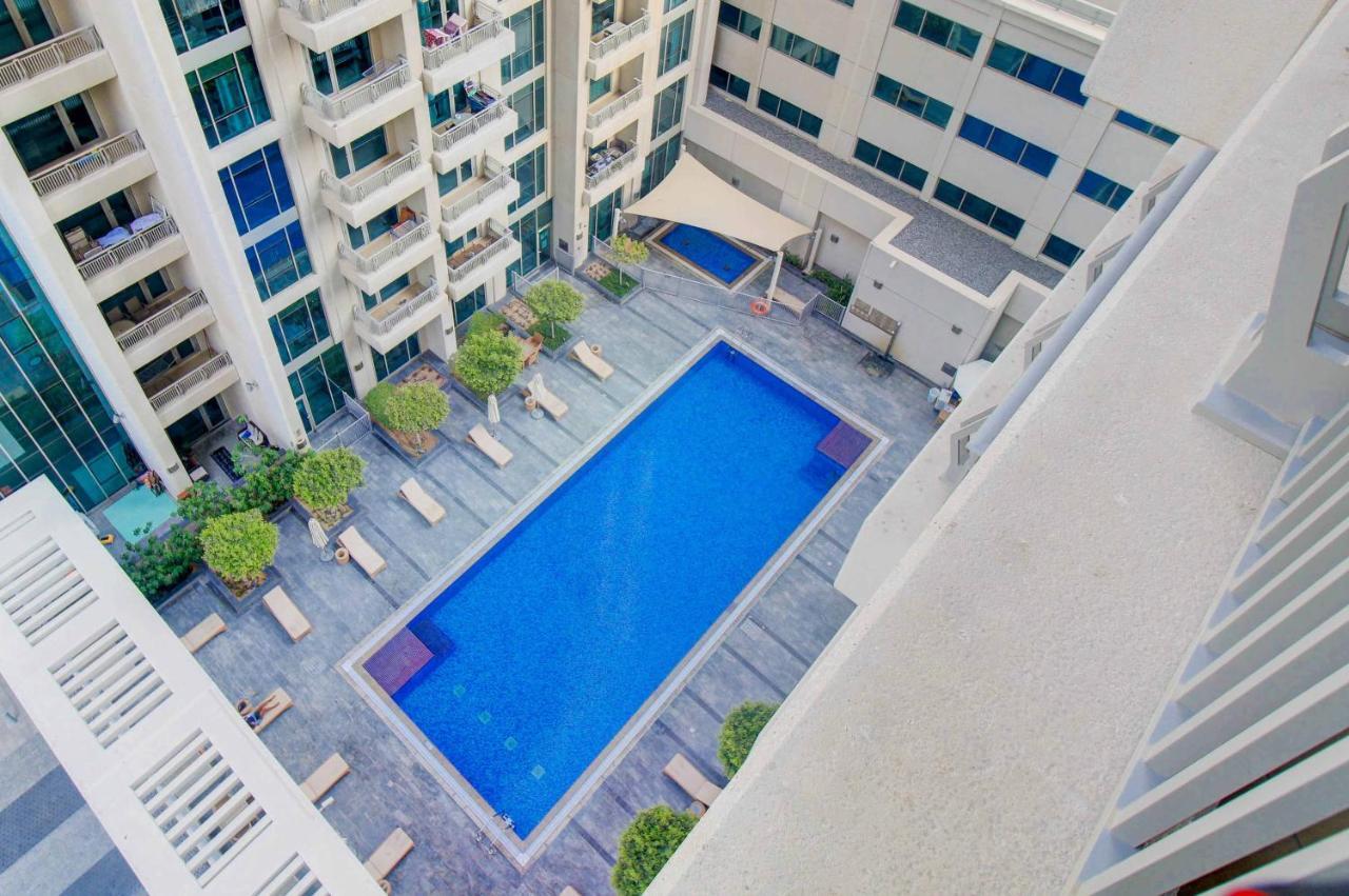 Durrani Homes - Luxurious Studio Near Dubai Mall With Pool View Екстер'єр фото